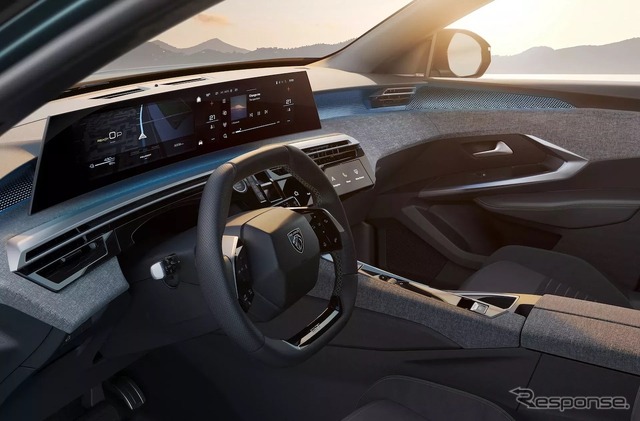 プジョー 3008 新型のパノラマiコックピット