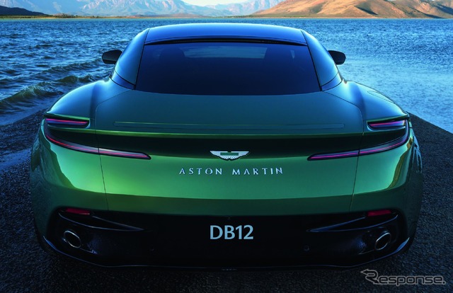 アストンマーティン DB12（参考）