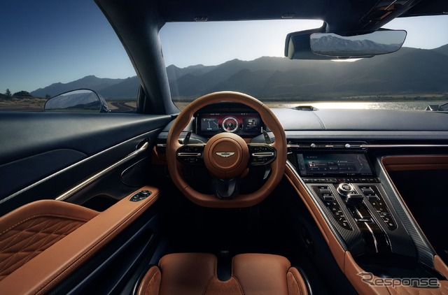 アストンマーティン DB12（参考）