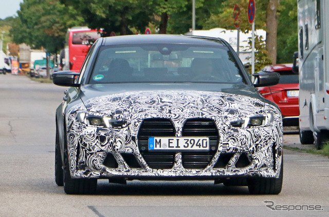 BMW M3セダン 改良新型プロトタイプ(スクープ写真)