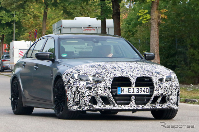BMW M3セダン 改良新型プロトタイプ(スクープ写真)