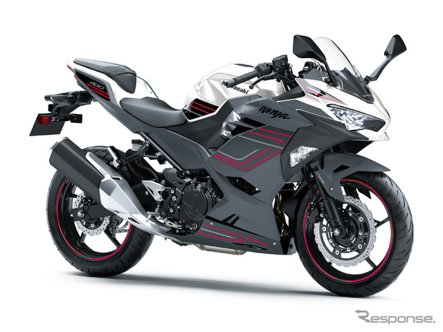 カワサキ Ninja 400　パールアイボリー×メタリックマットダークグレー