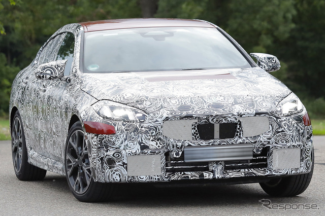 BMW 2シリーズ グランクーペ 次期型プロトタイプ(スクープ写真)
