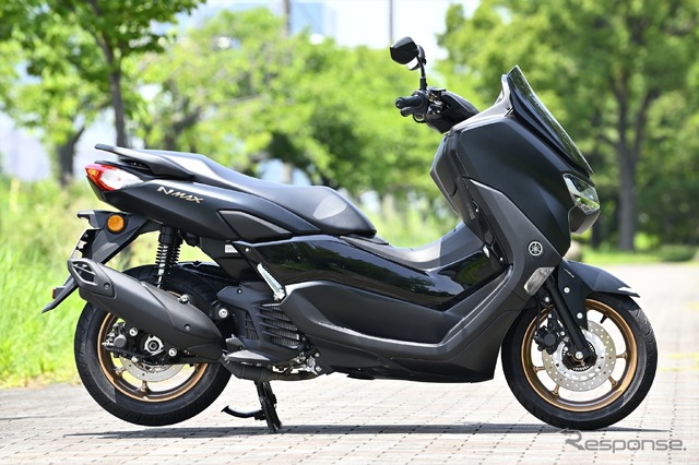 ヤマハ NMAX