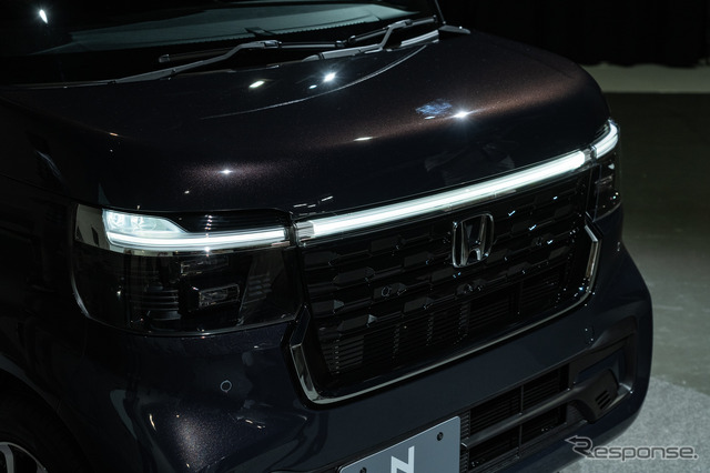 ホンダ N-BOX カスタム 新型
