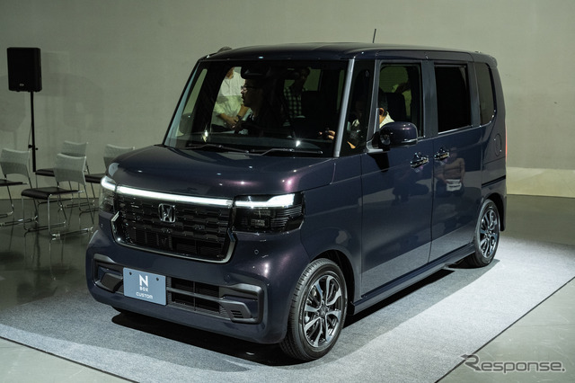 ホンダ N-BOX カスタム 新型