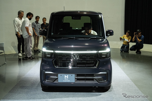 ホンダ N-BOX カスタム 新型