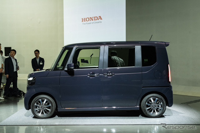 ホンダ N-BOX カスタム 新型