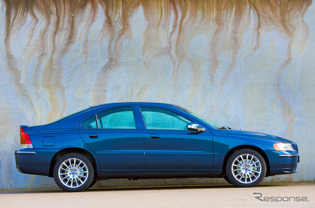 ボルボ S60、ファイナルモデルがラインオフ