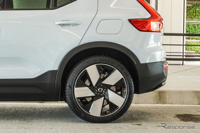 ボルボ XC40 リチャージ プラス シングルモーター(後輪駆動モデル)