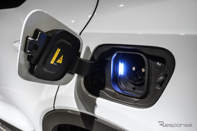ボルボ XC40 リチャージ プラス シングルモーター(後輪駆動モデル)