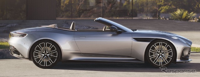 アストンマーティン DB12ヴォランテ