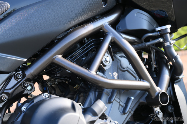 ヤマハ ナイケンGT 新型の新フレーム