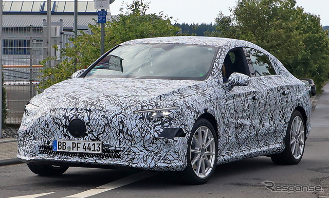 メルセデスベンツ CLA EV(仮)市販型プロトタイプ(スクープ写真)