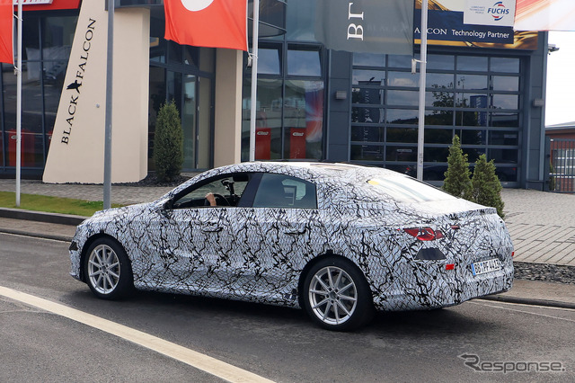 メルセデスベンツ CLA EV(仮)市販型プロトタイプ(スクープ写真)