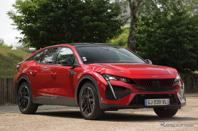 プジョー 408 GT(海外仕様)