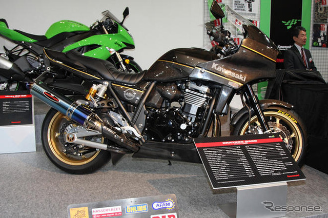 【東京モーターサイクルショー09】カワサキ、ショー専用のカスタムモデル2車種
