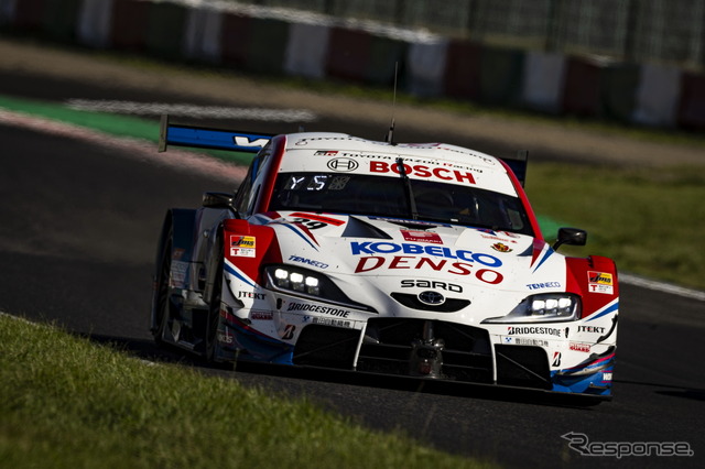 2位の#39 DENSO KOBELCO SARD GR Supra(関口雄飛/中山雄一)
