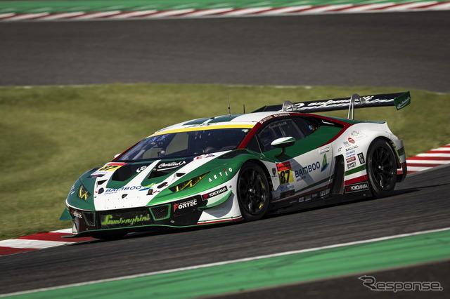 GT300クラス2位の#87 Bamboo Airways ランボルギーニ GT3(松浦孝亮/坂口夏月)