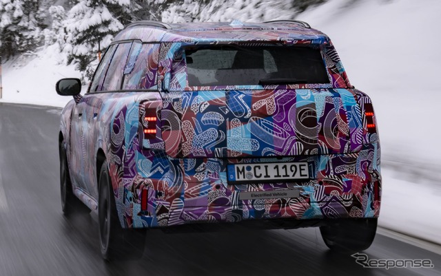 MINI カントリーマン(クロスオーバー)次期型のEVプロトタイプ