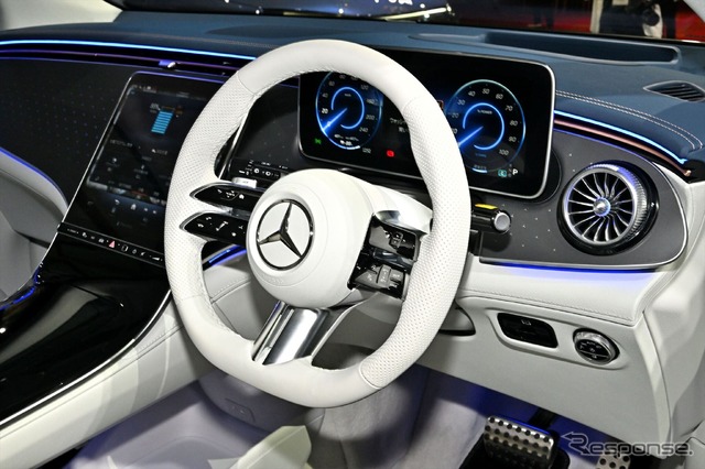メルセデスベンツEQESUV