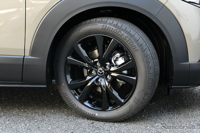 マツダ「CX-30 レトロスポーツエディション」