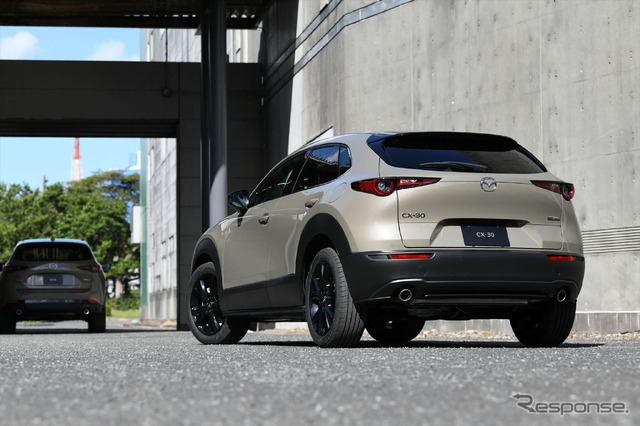 マツダ「CX-30 レトロスポーツエディション」