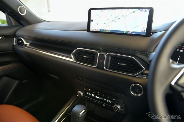 マツダ「CX-30 レトロスポーツエディション」