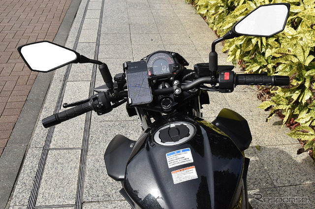 振動や転倒の心配のあるバイクでは中古スマホの活用がおすすめ