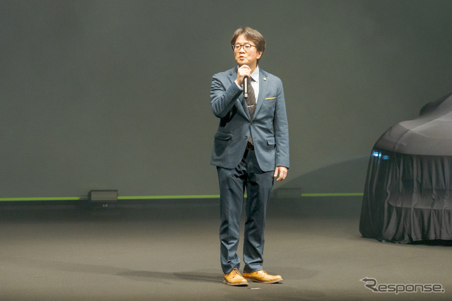 ロータス車両を専門に扱うエルシーアイ株式会社の大谷氏。