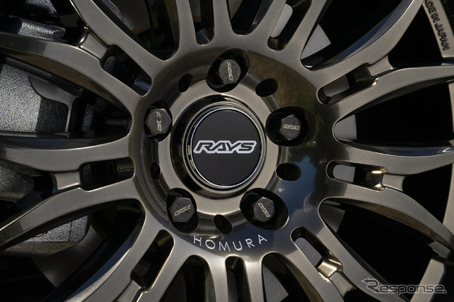 レイズ ホムラ2×9Plus/22×9.0J IN45 255/35R22