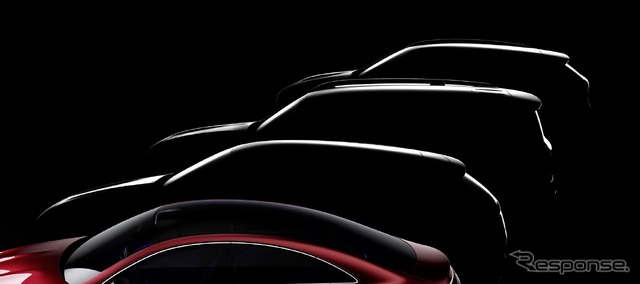 メルセデスベンツの新型EV。手前は『コンセプトCLAクラス』。続いて『CLAシューティングブレーク』、『GLB』、『GLA』の各次期型の可能性も
