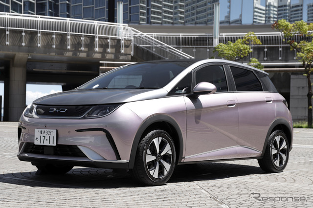 BYD ドルフィン ロングレンジ(コーラルピンク+アーバングレー)