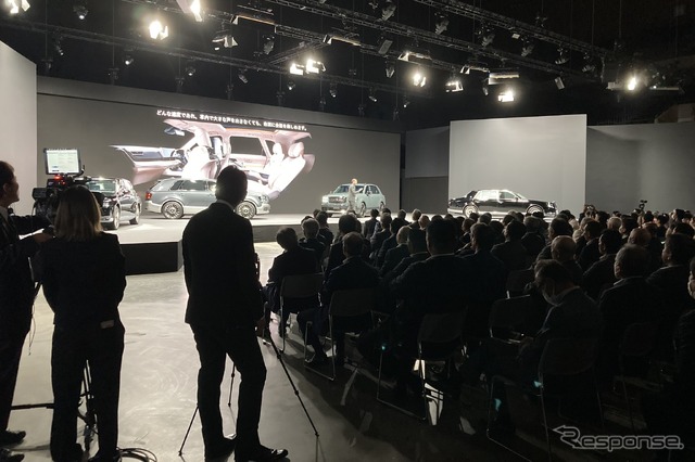 トヨタ・センチュリー新タイプ発表