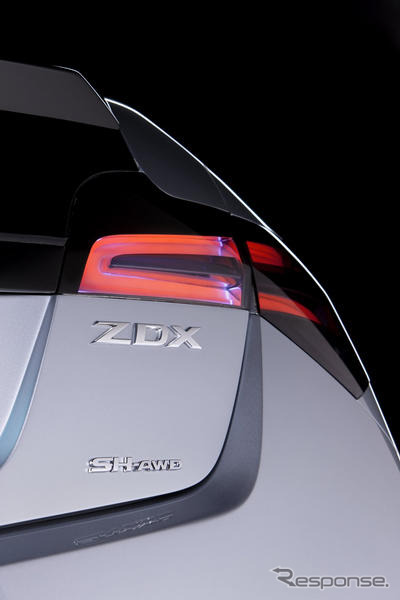 【ニューヨークモーターショー09】アキュラの新クロスオーバー ZDX、ベールを脱ぐ