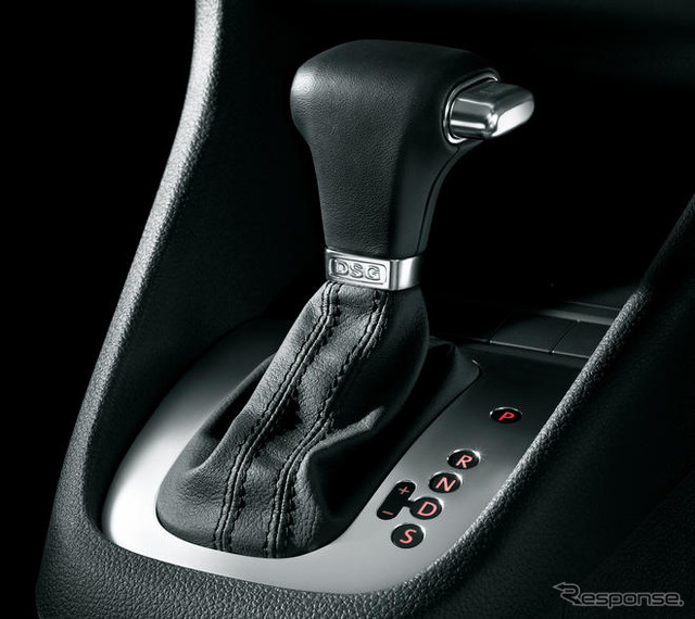 【VW ゴルフ 新型発表】歴代VWで最高の燃費&安全性