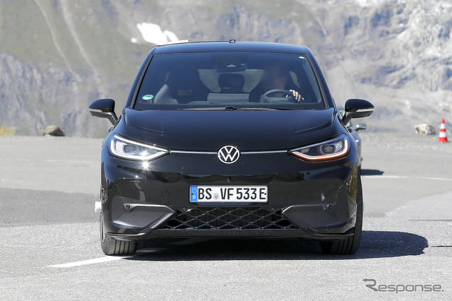 VW ID.3 GTX プロトタイプ(スクープ写真)