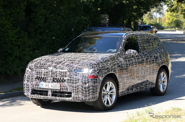BMW X3 次期型プロトタイプ(スクープ写真)