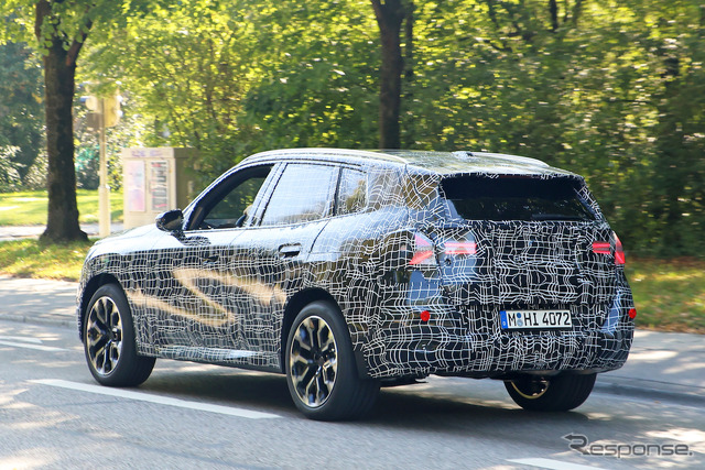BMW X3 次期型プロトタイプ(スクープ写真)
