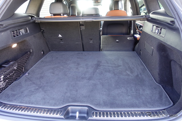 メルセデスベンツ GLC 新型(GLC220d 4MATIC)