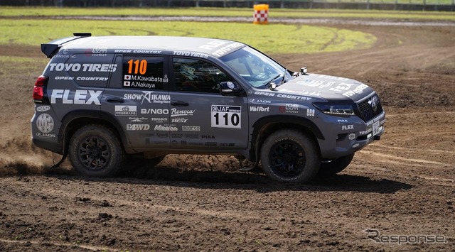 ランドクルーザープラドでXC-2クラスに参戦した川畑真人選手