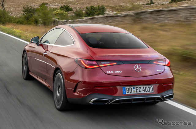 メルセデスベンツ CLE 300 4MATIC
