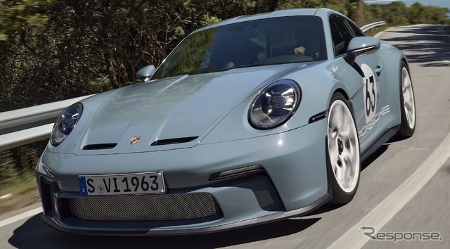 ポルシェ 911 S/T の「ヘリテージデザインパッケージ」装着車