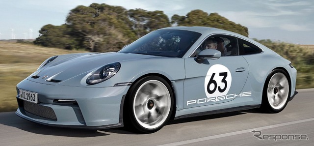 ポルシェ 911 S/T の「ヘリテージデザインパッケージ」装着車