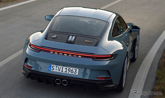 ポルシェ 911 S/T の「ヘリテージデザインパッケージ」装着車