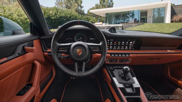 ポルシェ 911 S/T の「ヘリテージデザインパッケージ」装着車