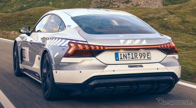 アウディ RS e-tron GT の「アイス・レース・エディション」