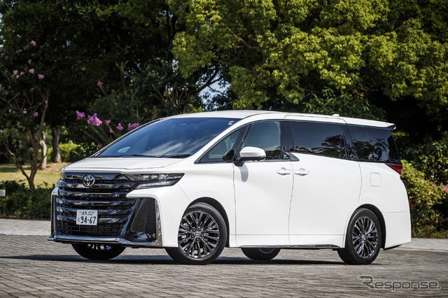 トヨタ ヴェルファイア 新型(Zプレミア)