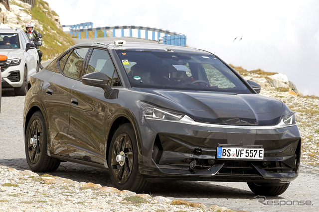VW 新EVブランドのSUVプロトタイプ(スクープ写真)
