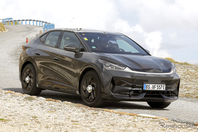 VW 新EVブランドのSUVプロトタイプ(スクープ写真)
